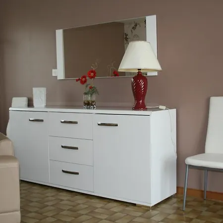1 Bedroom House 20Min Walk To Centre In Tournus Exterior foto
